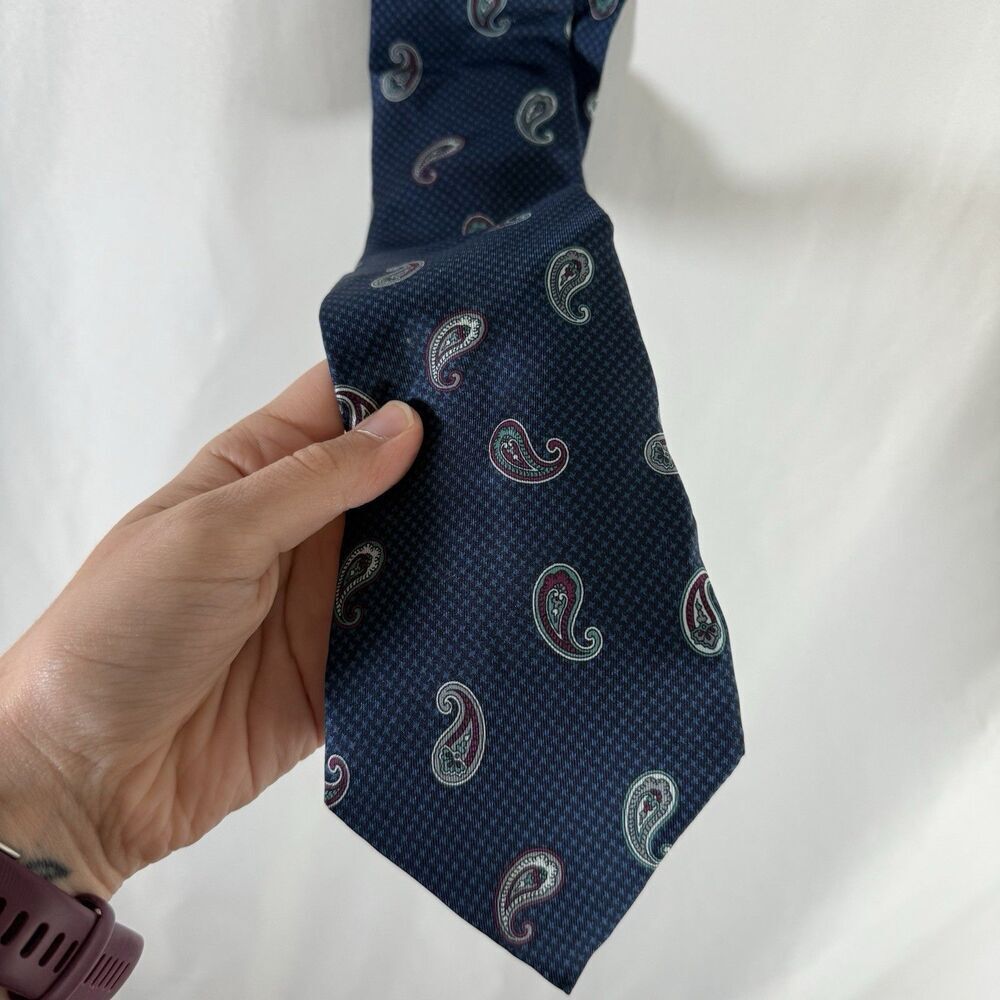 Christian Dior Silk Tie Men's 58 Blue Paisley Print Italian Woven 3.5" Wide